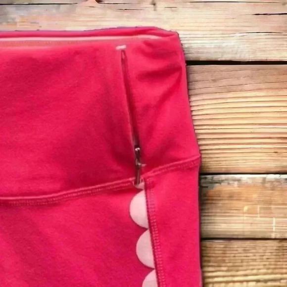 CALIA Hot Pink Scallop Mid Rise Essential 7/8 Athletic Leggings Size Small - Picture 3 of 4